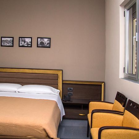 Old Town Rooms Tiranë Luaran gambar
